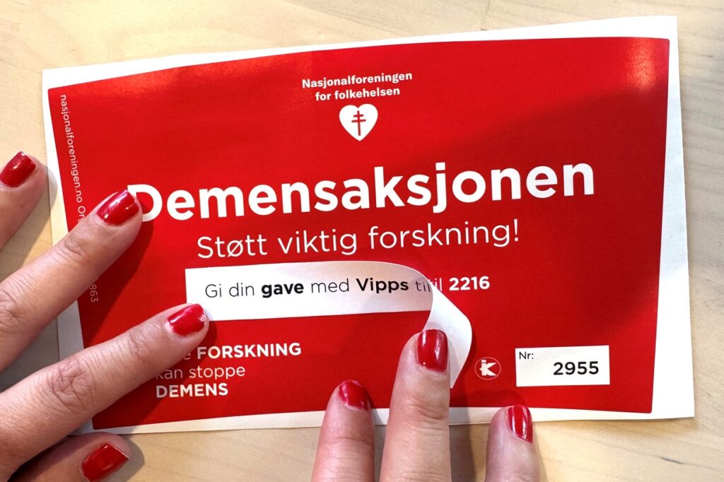 Klistremerke fra demensaksjonen